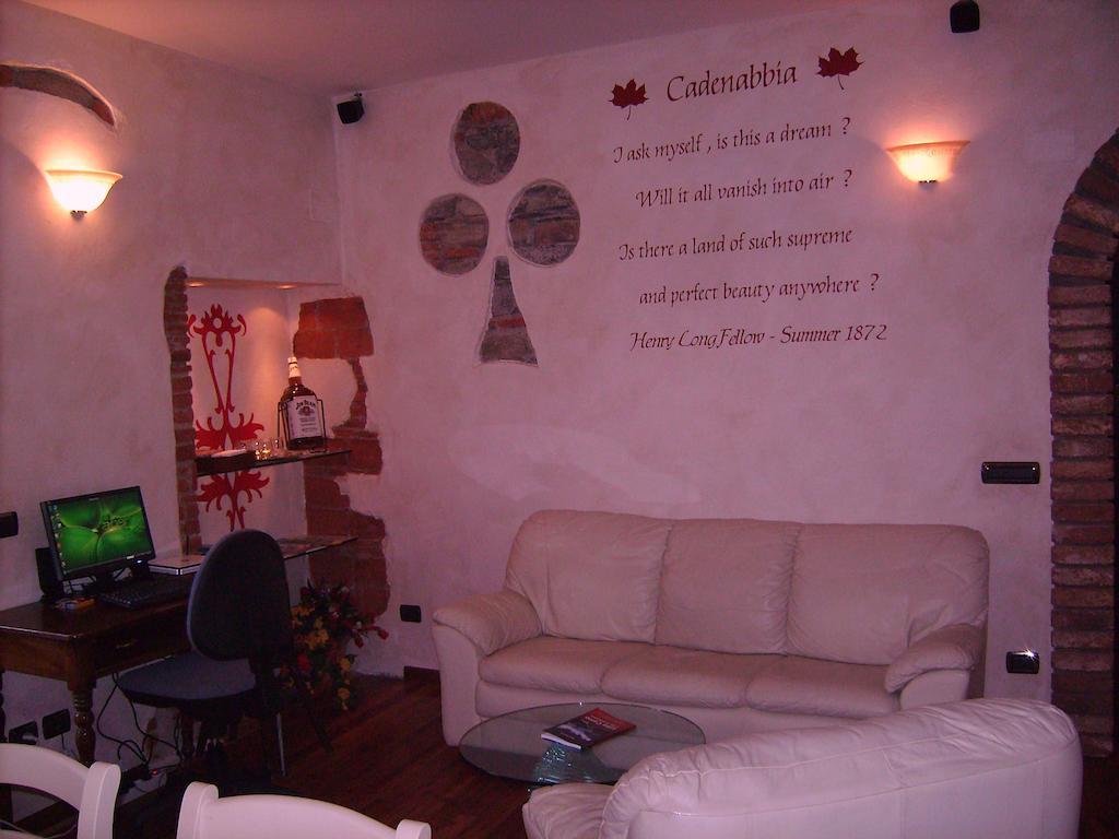 Charming Glicine And Azalea House Art And Colour With Lakeview Cadenabbia ห้อง รูปภาพ